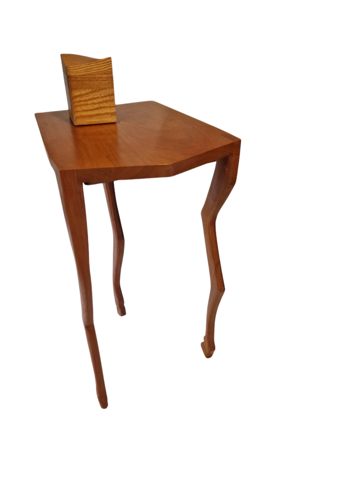 "Scone" table