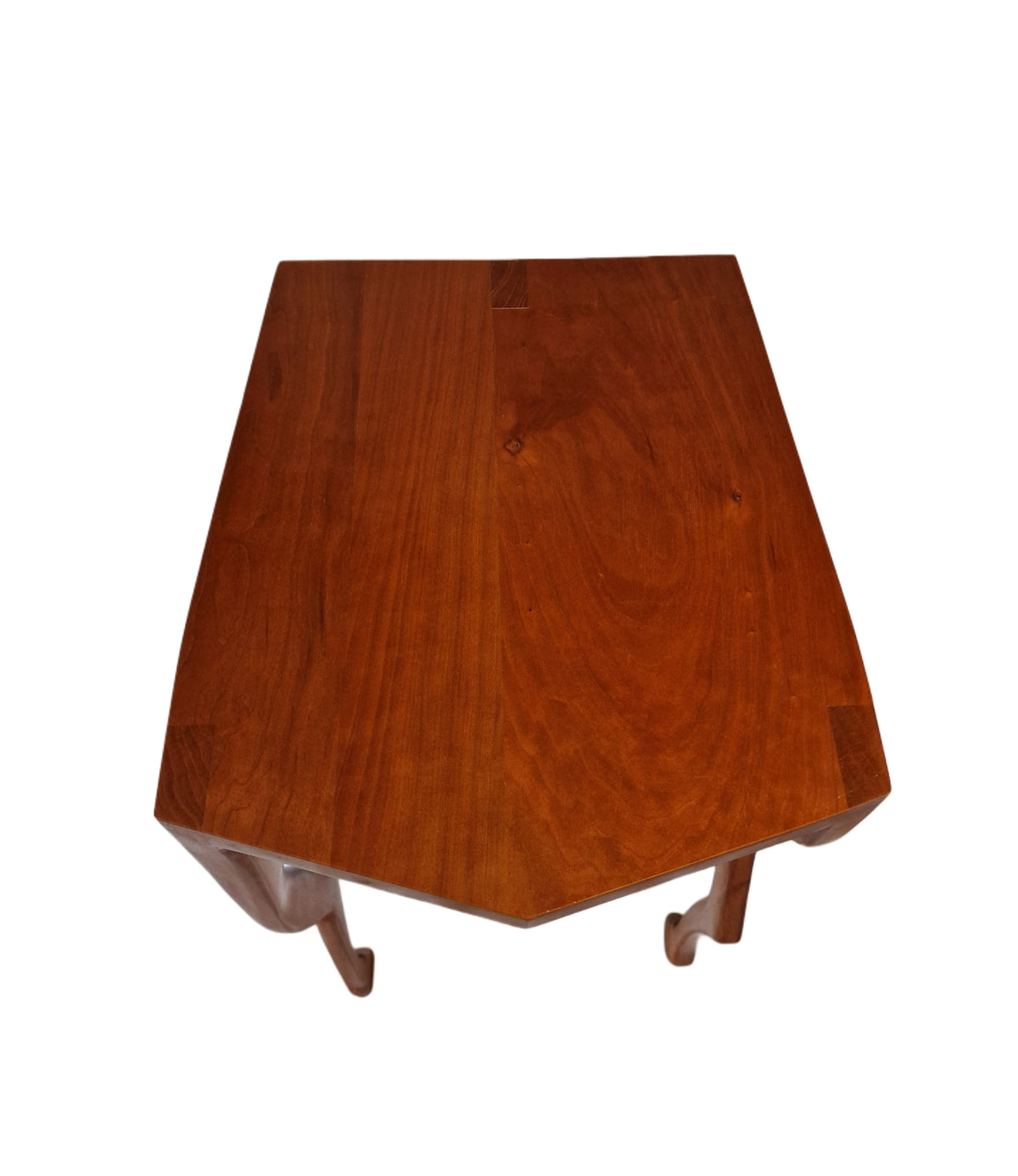 "Scone" table