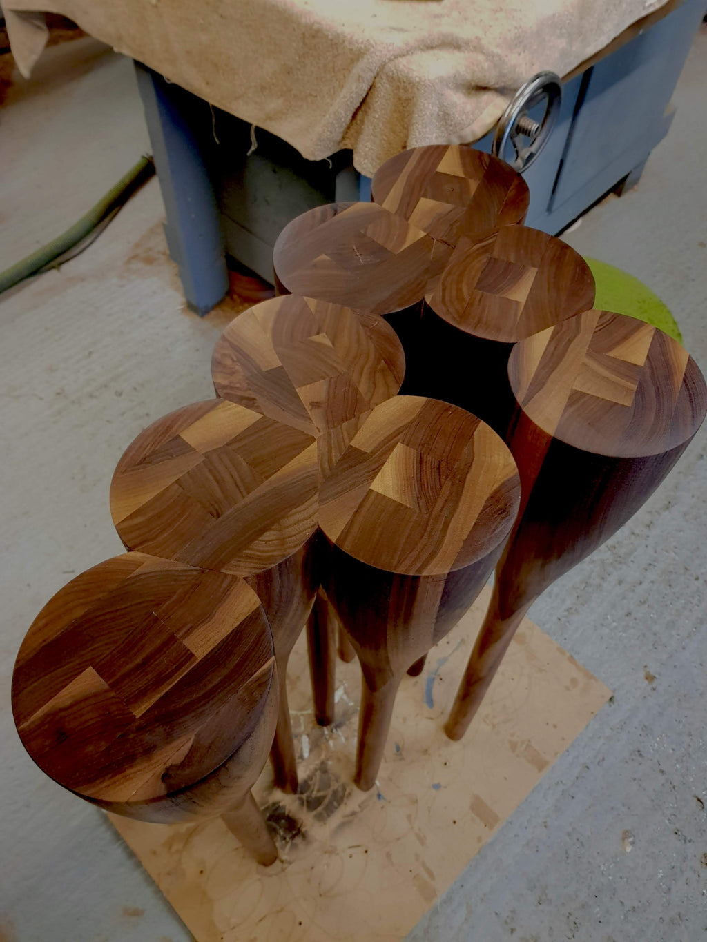 "Flute" table